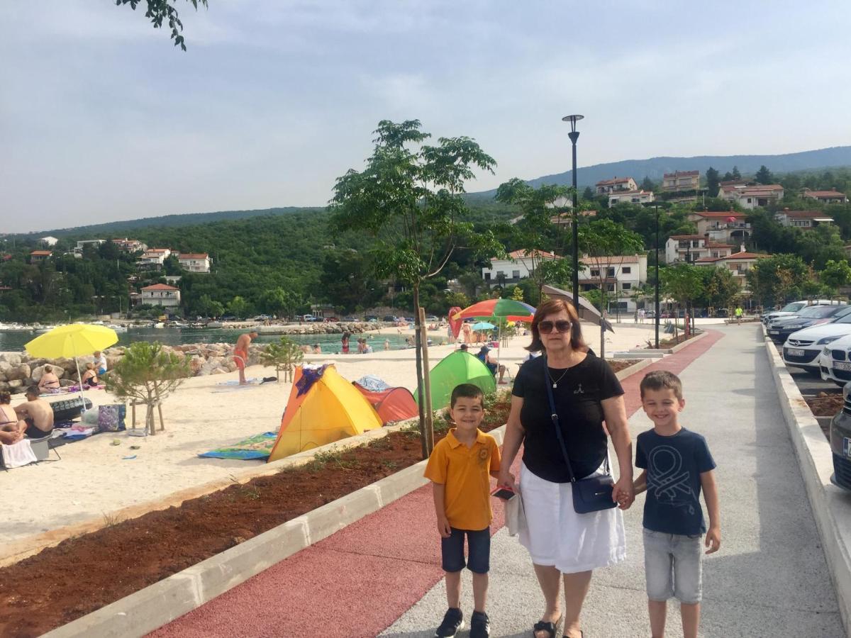 Appartamento Amz Ap4 Jadranovo Esterno foto